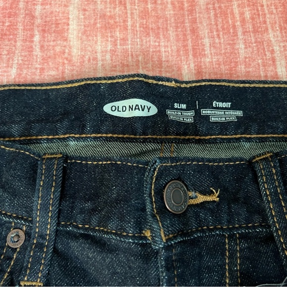 NWT OLD NAVY Dark Blue Wash Slim Fit Men's Jeans W32 L30 - Picture 2 of 6